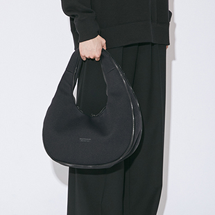 [ビューティフルピープル]mobious bag in neo  plain(ハンド)